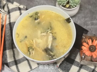 昂刺鱼浓汤的做法