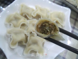 猪肉麻蛤饺子的做法