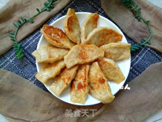 白菜猪肉锅贴的做法
