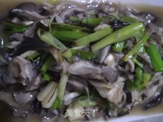 青蒜平菇的做法