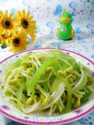 莴笋丝炒黄豆芽的做法