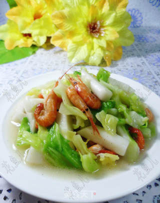 圆白菜河虾炒年糕的做法