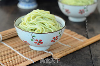 翡翠菠菜面的做法