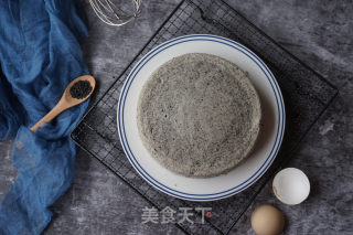 黑芝麻蒸蛋糕的做法