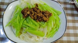 手擀炸酱面的做法