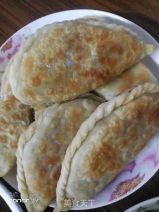 香葱盒子的做法
