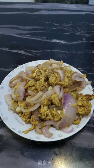 洋葱炒鸡蛋的做法