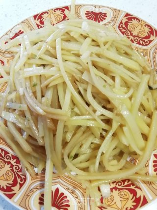 醋溜土豆丝的做法
