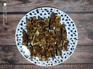 烤箱版肉末茄子的做法