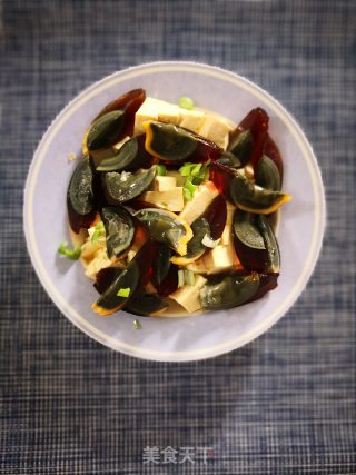 皮蛋豆腐的做法
