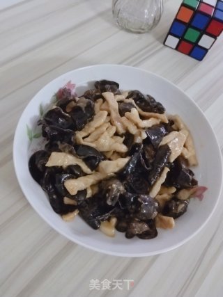 木耳肉丝的做法