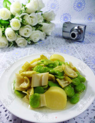 笋尖豆腐炒蚕豆的做法