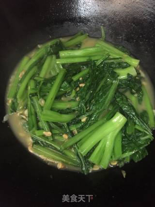 黄豆酱炒春菜的做法