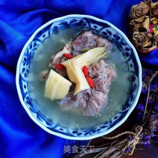 春笋龙骨汤的做法