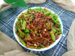 西芹肉末粉丝的做法