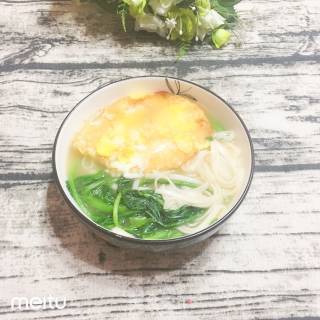 菠菜煎蛋汤面的做法
