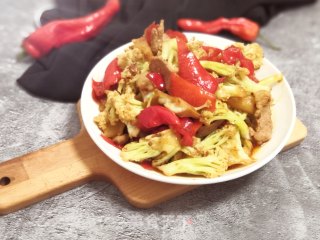 红椒肉片炒花菜的做法