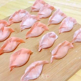 牛肉胡萝卜芹菜水饺的做法