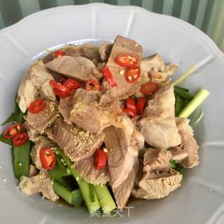 蒜苗拌羊肉的做法