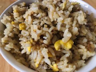 酱油蛋炒饭的做法
