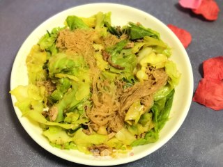 圆白菜炒粉丝肉丝的做法