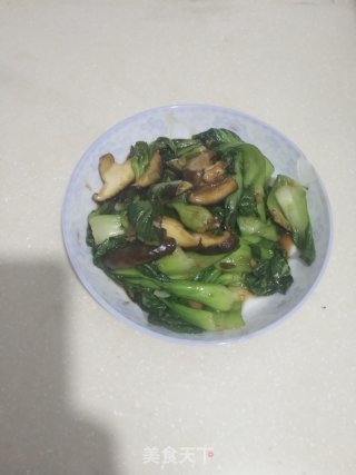 香菇炒上海青的做法