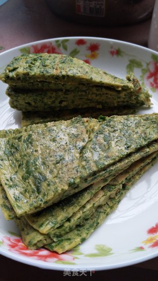 艾草煎鸡蛋的做法