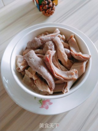 白胡椒炖猪肚的做法