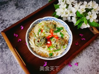 面条菜丸子酸汤面的做法