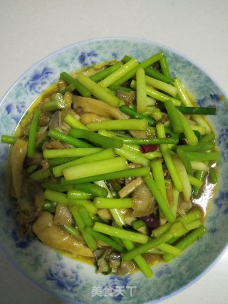 麻辣蒜薹炒肉的做法