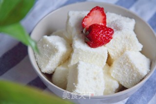 牛奶椰蓉小方的做法