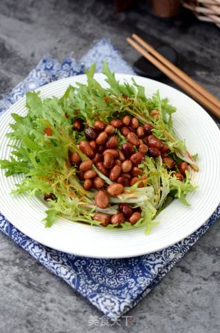 野菜香，花生米拌苦菊的做法