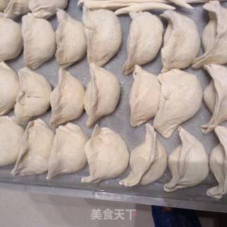 荠菜饺子的做法