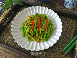 芦蒿脆皮干的做法