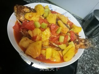 甜酸菠萝鱼的做法