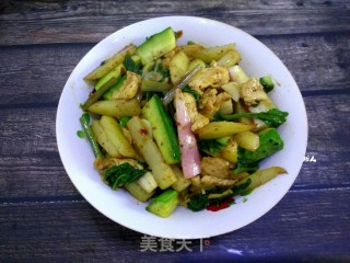 麻辣土豆水萝卜香锅的做法