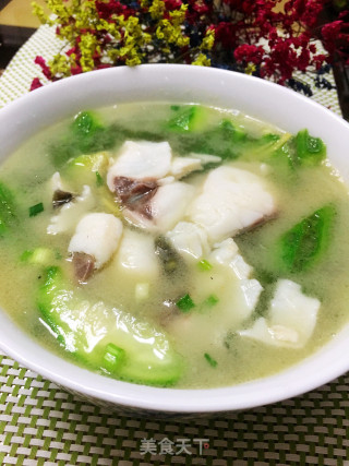 一鱼两食丝瓜鱼片汤的做法