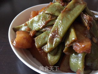 酱香土豆焖长扁豆的做法