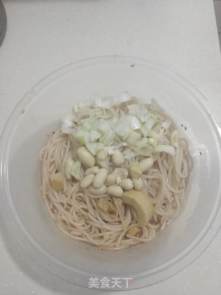 酸辣米粉的做法