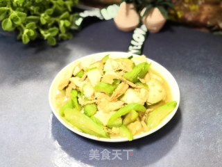 丝瓜炒豆腐的做法