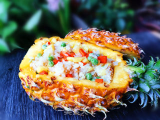菠萝炒饭的做法