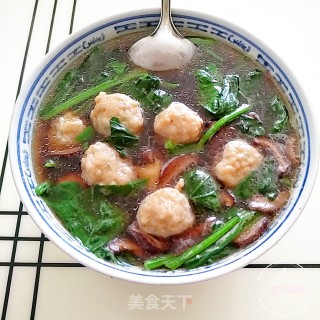 鸡肉丸子菠菜汤的做法