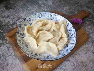 猪肉槐花饺的做法