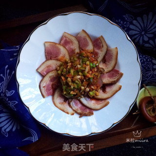 浇汁肘片的做法