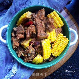 排骨炖玉米的做法