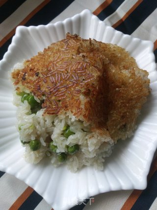 豌豆糯米锅巴饭的做法