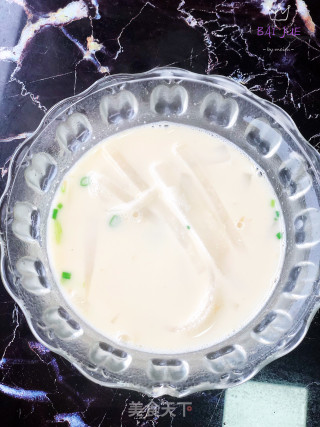 萝卜丝鲫鱼汤的做法