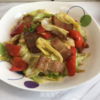 腊肉炒手撕包菜的做法