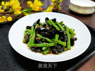 凉拌木耳豆角的做法