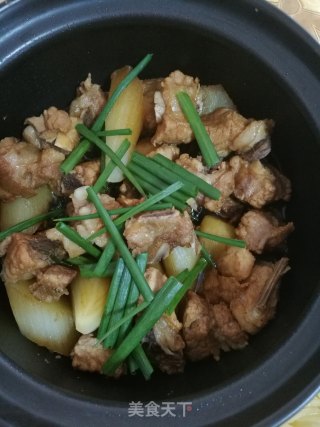红烧排骨煲的做法
